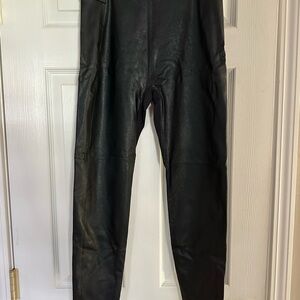 Honeylove Women’s Black Leather Pants
